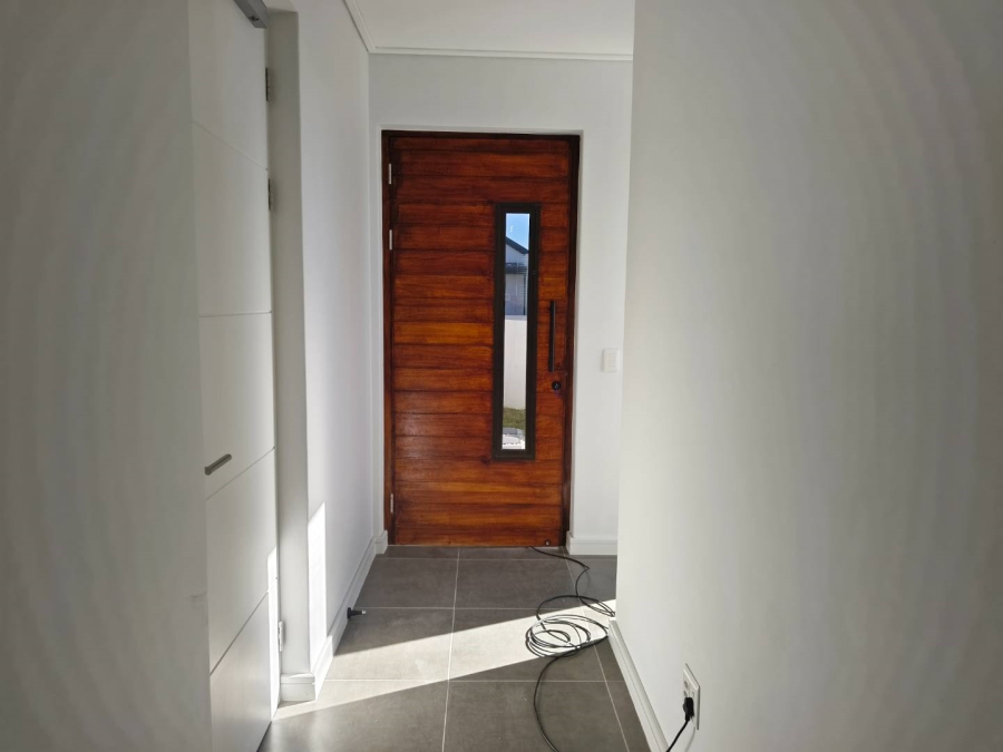 To Let 3 Bedroom Property for Rent in Kraaifontein Western Cape